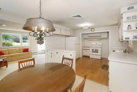 12 Reo Rd, Maynard, MA 01754 photo 8