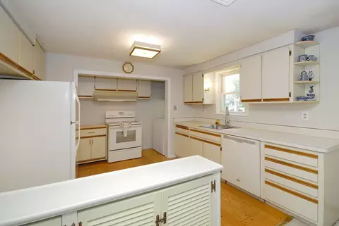 12 Reo Rd, Maynard, MA 01754 photo 11