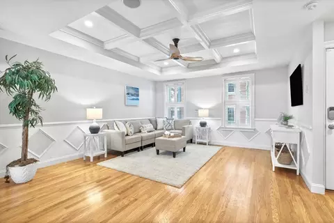 49 Baldwin St #1, Boston, MA 02129