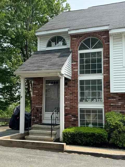 159 Tall Oaks Dr #H, Weymouth, MA 02190