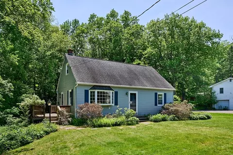 275 Strong St, Amherst, MA 01002