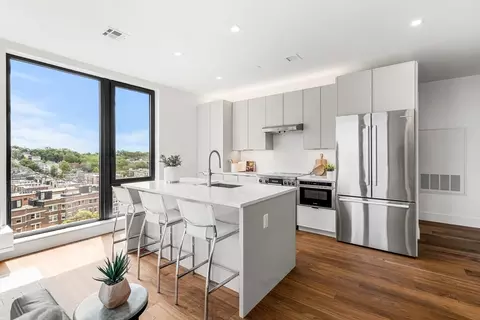 1515 Commonwealth Ave #211, Boston, MA 02135
