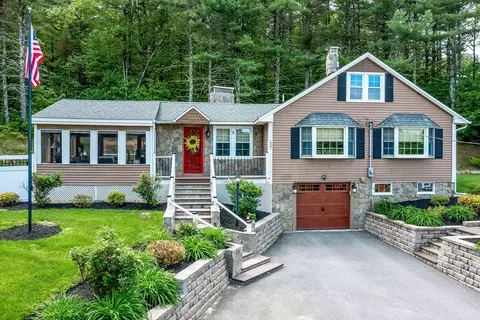 139 Groton St, Dunstable, MA 01827