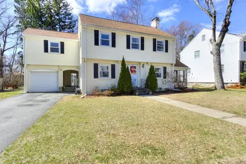 69 Vassar St, Worcester, MA 01602