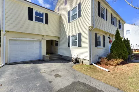 69 Vassar St, Worcester, MA 01602 photo 2