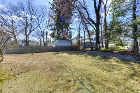 69 Vassar St, Worcester, MA 01602 photo 37
