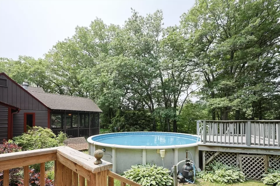 Exterior - 16 Birch Ln, Northbridge, MA 01534 photo 8 of 13