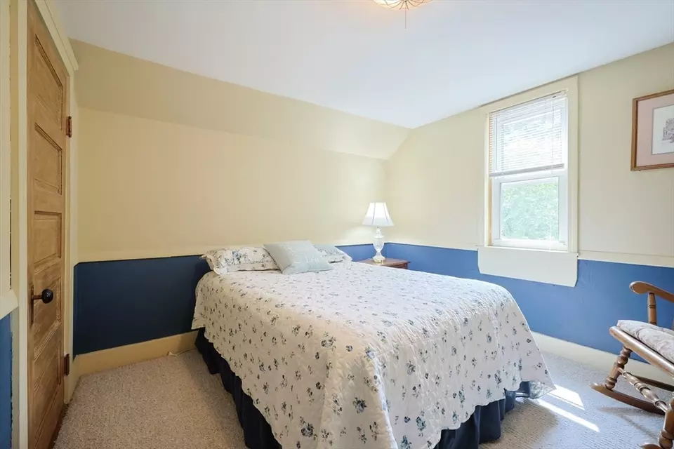 Bedroom - 16 Birch Ln, Northbridge, MA 01534 photo 4 of 6