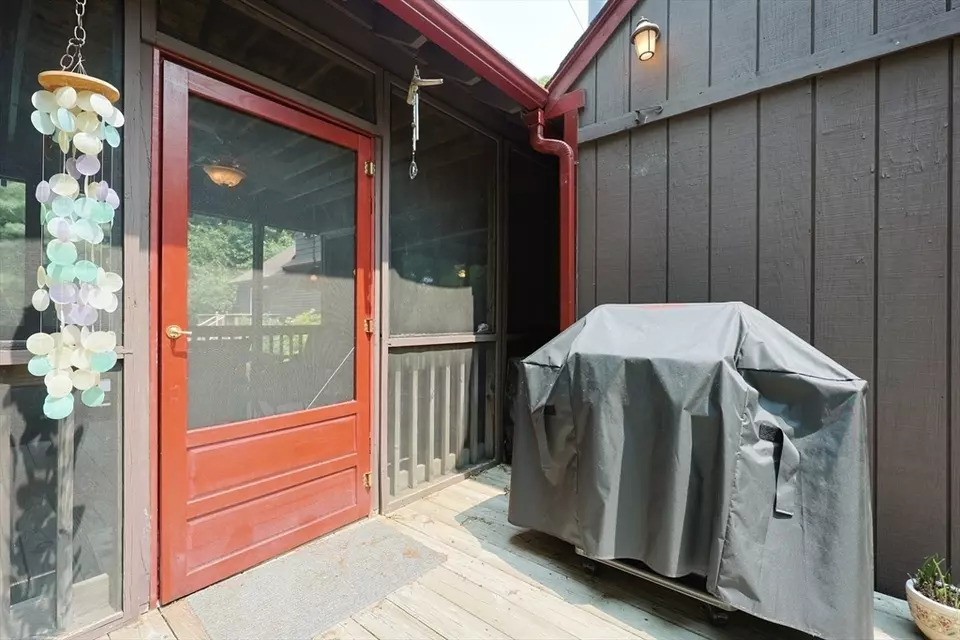 Exterior - 16 Birch Ln, Northbridge, MA 01534 photo 6 of 13