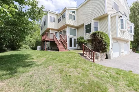 17 Governors Way #B, Milford, MA 01757