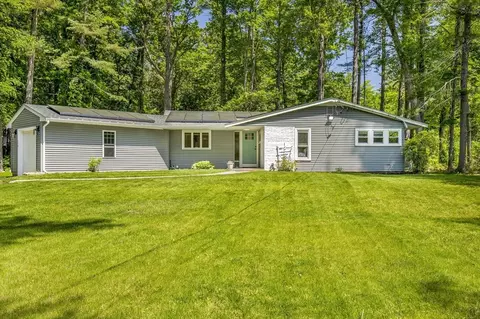 258 Union St, Hanover, MA 02339