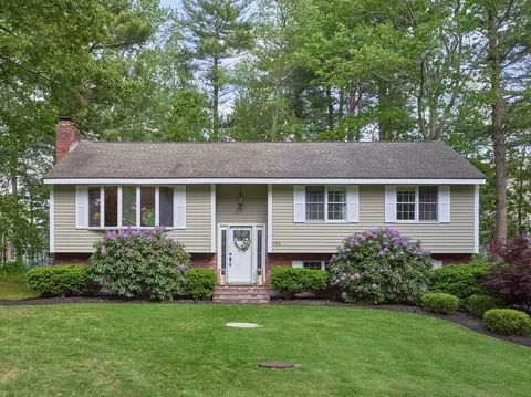 190 Stafford St, Charlton, MA 01507