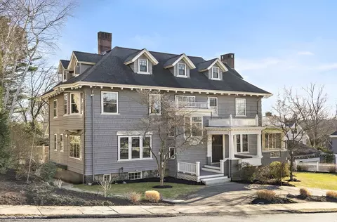9 Prospect St, Winchester, MA 01890