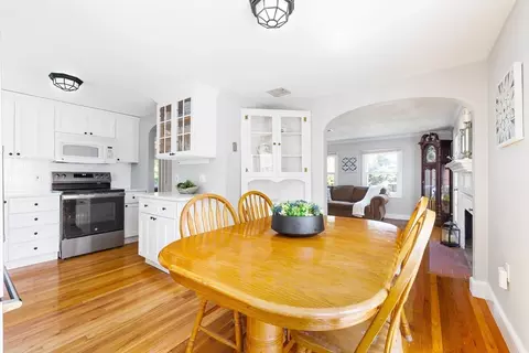 273 Greendale Ave, Needham, MA 02494 photo 7
