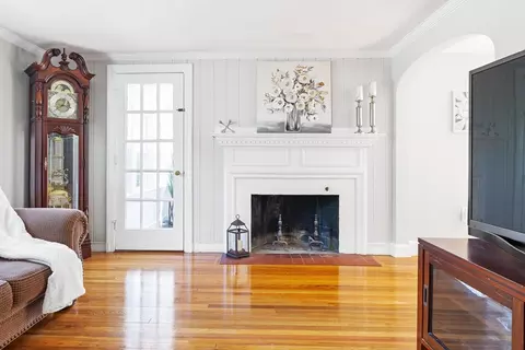 273 Greendale Ave, Needham, MA 02494 photo 3