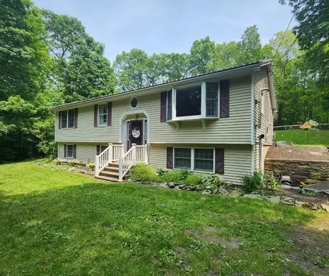 63 Barton Ave, Belchertown, MA 01007