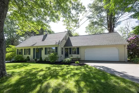 564 Pike Ave, Attleboro, MA 02703