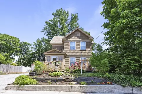 42 Briggs Ave, Pittsfield, MA 01201