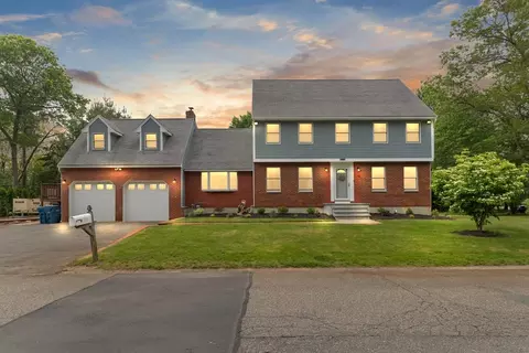 50 New Jersey Rd, Tewksbury, MA 01876