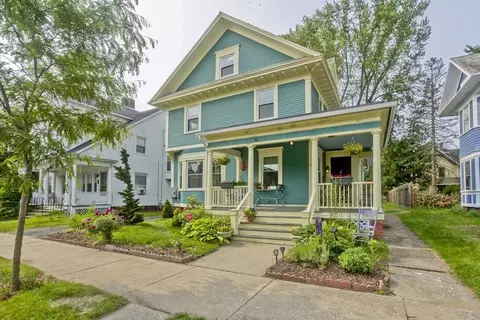 10 Dorchester, Springfield, MA 01109