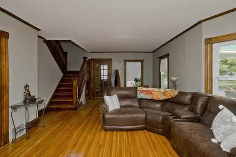 10 Dorchester, Springfield, MA 01109 photo 6