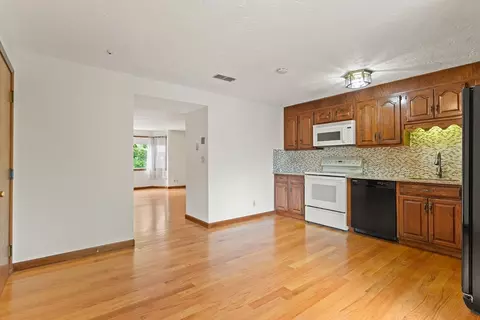 82 Neponset St #E, Canton, MA 02021 photo 10