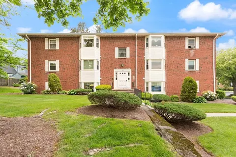 82 Neponset St #E, Canton, MA 02021