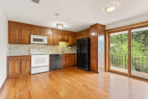 82 Neponset St #E, Canton, MA 02021 photo 8