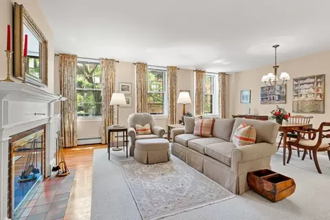 5 Myrtle St #3, Boston, MA 02114