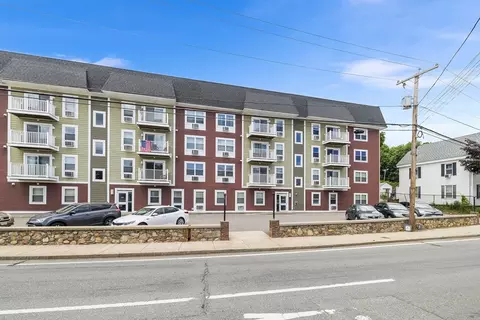 275 W Main St #21, Marlborough, MA 01752