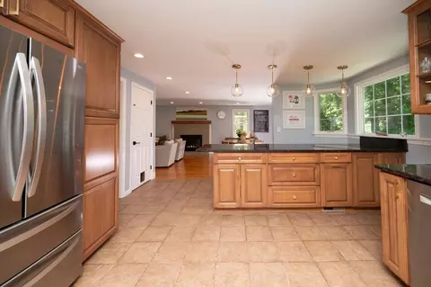 3 Eileen Rd, Norton, MA 02766 photo 10