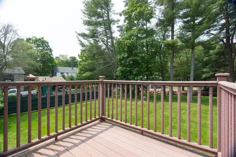 Exterior - 4 Morningside Dr, Beverly, MA 01915 photo 3 of 7