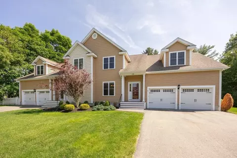 10 Chase Lndg #B, Easton, MA 02375