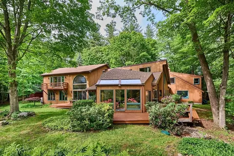 59 Hoosac Rd, Conway, MA 01341