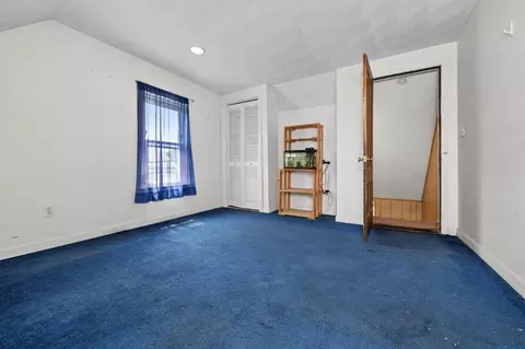 Bedroom - 33 Bennett St, Everett, MA 02149 photo 4 of 4