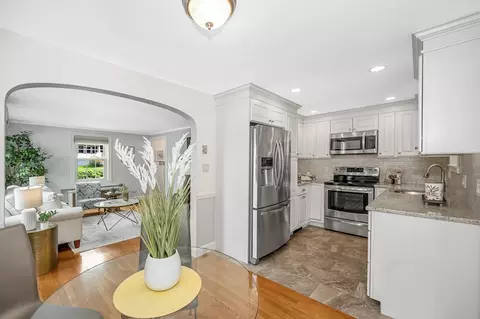 15 Eustis Ave, Wakefield, MA 01880 photo 9