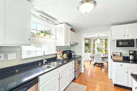 2480 Wilbraham Rd, Springfield, MA 01129 photo 13