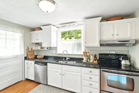 2480 Wilbraham Rd, Springfield, MA 01129 photo 15
