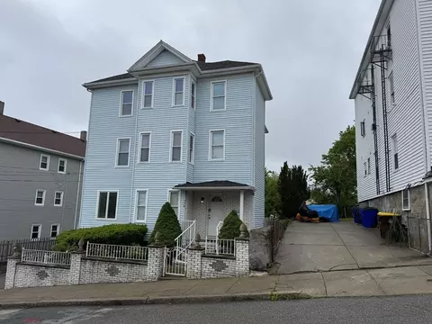 118 Last St, Fall River, MA 02724 photo 2