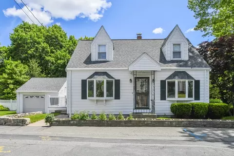 57 Strafford Rd, Westwood, MA 02090