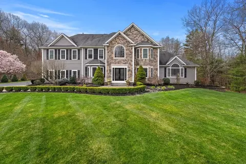 19 Cardiff Rd, Windham, NH 03087