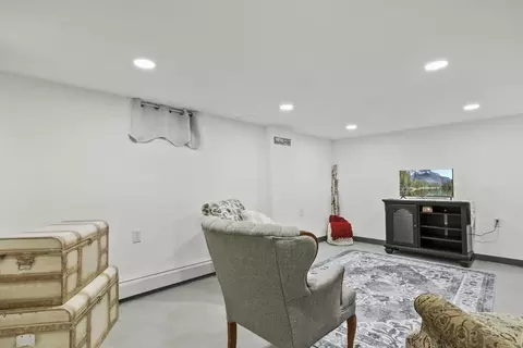 49 Anson St, Chicopee, MA 01020 photo 19
