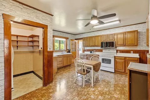 Kitchen - 128 Arthur Ave, Athol, MA 01331 photo 3 of 4