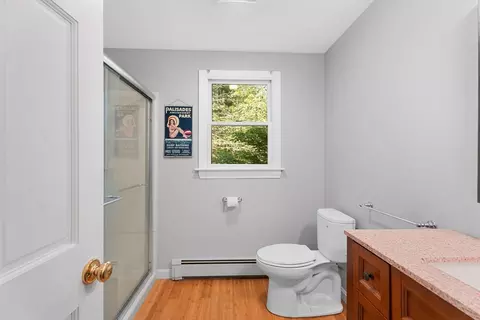 Bath - 20 Jones Rd, Mashpee, MA 02649 photo 1 of 2
