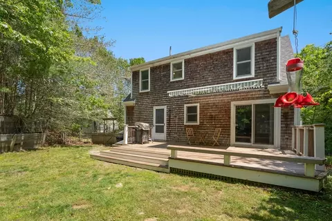 Exterior - 20 Jones Rd, Mashpee, MA 02649 photo 5 of 6