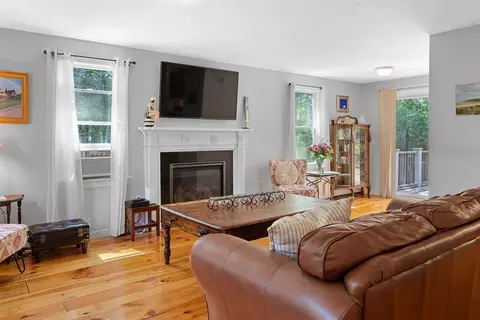 Living - 20 Jones Rd, Mashpee, MA 02649 photo 1 of 2