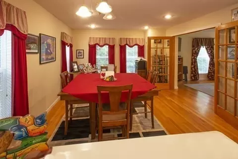 Dining - 832 Westhampton Rd, Northampton, MA 01062 photo 1 of 5