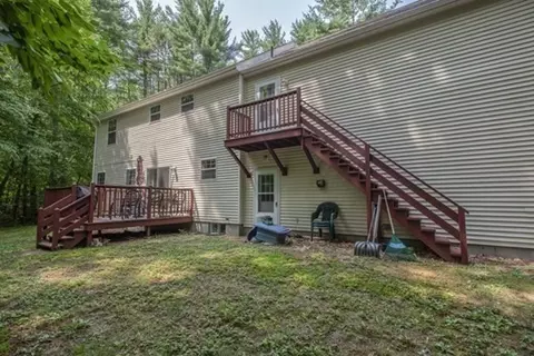 Exterior - 832 Westhampton Rd, Northampton, MA 01062 photo 2 of 2