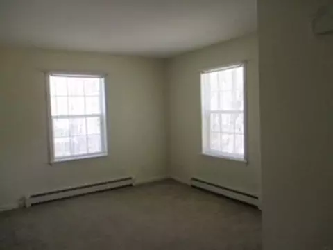 Living - 832 Westhampton Rd, Northampton, MA 01062 photo 3 of 5