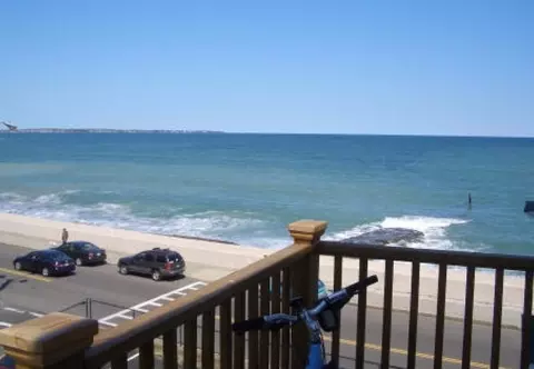 203 Winthrop Shore Dr #6, Winthrop, MA 02152